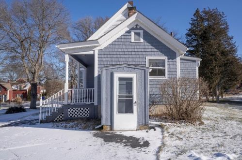 50 Caswell St, Taunton MA 02718-1120 exterior