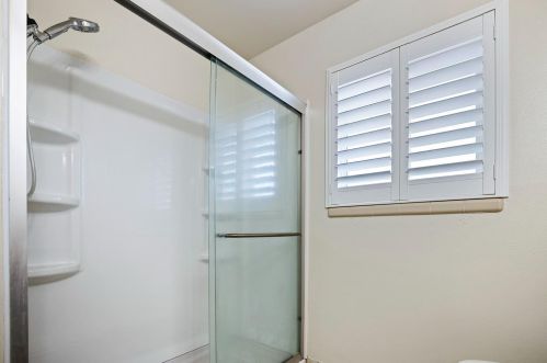 1861 Denair Ave, Turlock CA 95382-1815 exterior