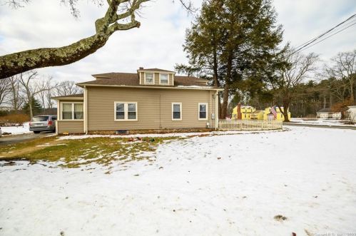 65 Cross St, Killingly, CT 06239-1716