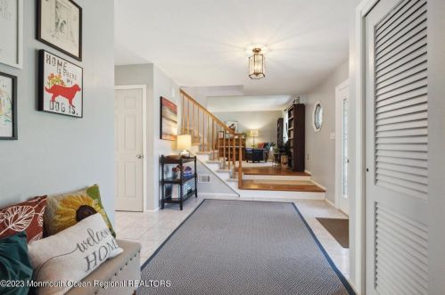 136 Lancaster Rd, East Freehold NJ 07728-3177 exterior