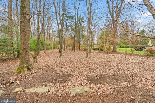 13708 Valley Dr, Rockville MD  20850-5402 exterior