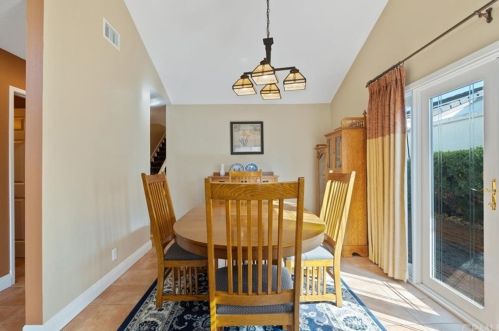 2171 Snowberry Rd, Tustin CA 92780-6931 exterior