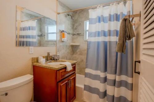 222 Emily St, Tampa FL  33603-5723 exterior