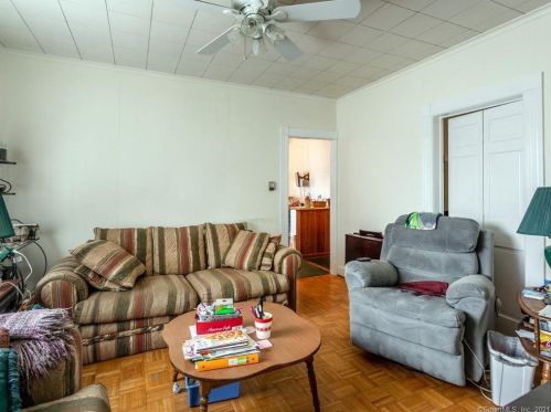 278 Main St, Torrington CT 06790-5664 exterior