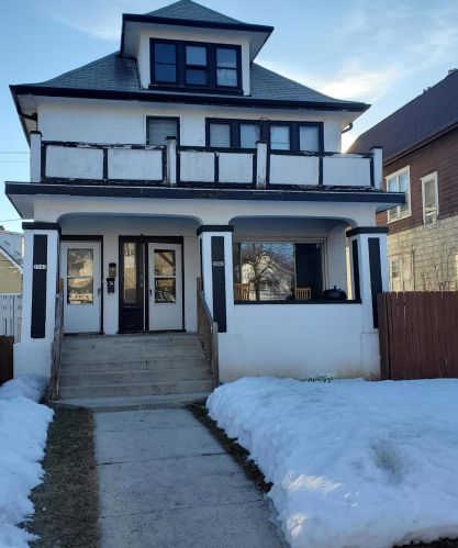 2740 40th St, Milwaukee WI  53210-2545 exterior