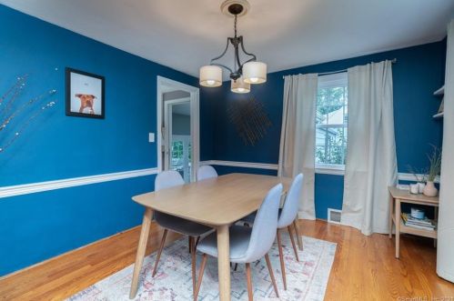 494 Main St, Hartford CT 06109-1818 exterior