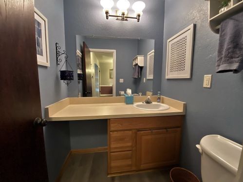 5086 Colonial Ct, Milwaukee WI 53220-2013 exterior