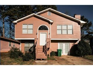 6404 Eastbriar Dr, Lithonia GA  30058-8935 exterior