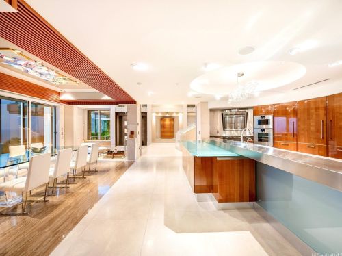 360 Puuikena Dr, Honolulu HI 96821-0025 exterior