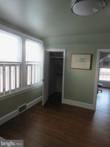 6730 Githens Ave, Camden NJ 08109-2418 exterior