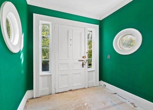 2 Cushing St, Providence RI 02906-2228 exterior