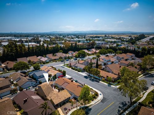 14402 Raintree Rd, Tustin CA  92780-6930 exterior