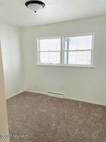 3101 Barney Rd, Kalamazoo MI 49004-3383 exterior