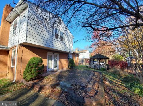 2004 32nd Pl, Washington DC  20020-3326 exterior
