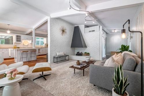 3538 Kim Ct, Atlanta GA exterior