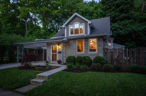 3420 Illinois Ave, Milwaukee, WI 53207-3716