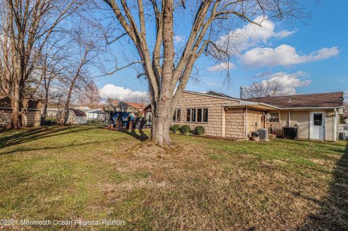 16 Troilus Dr, Old Bridge NJ 08857-2723 exterior