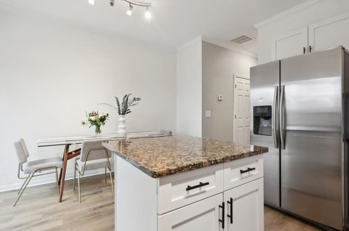 1085 Liberty Pkwy, Atlanta GA  30318-9394 exterior