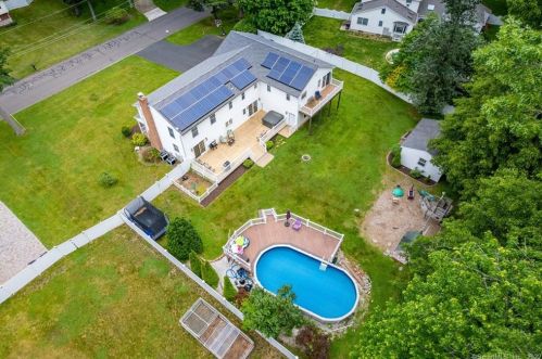 154 Irene Dr, Vernon CT 06066-4612 exterior