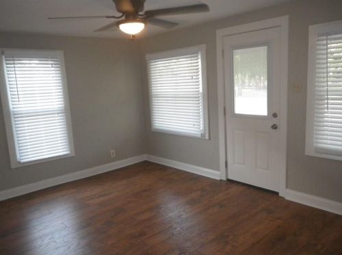 313 Blackson Ave, Austin TX 78752-2618 exterior