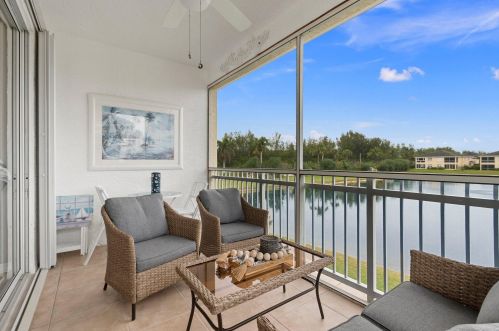 800 Southstar Dr, Fort Pierce FL 34949-9121 exterior