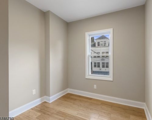 19 Becker Ter, Irvington NJ 07111-1311 exterior