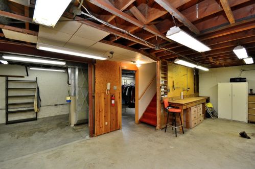 8719 National Ave, Milwaukee WI 53204-1345 exterior