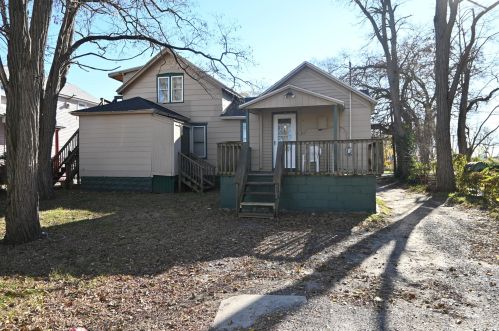 210 Amity Ave, Meskegon MI 49442-3297 exterior