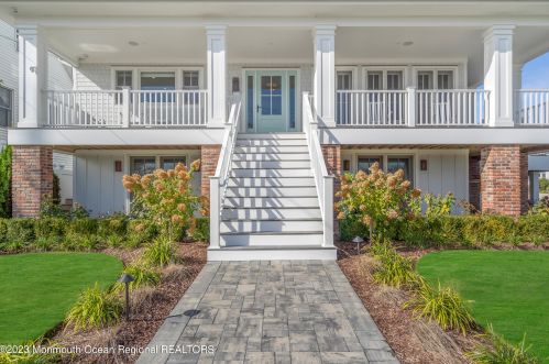 400 Newark Ave, Point Pleasant Beach NJ 08742-4141 exterior