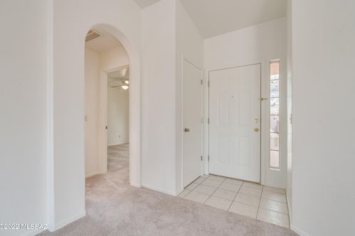 7688 Danforth Ave, Tucson, AZ 85747-9237