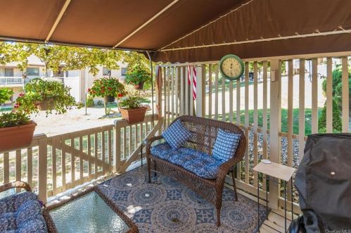 35 Sycamore Dr, Middletown NY 10940-5406 exterior