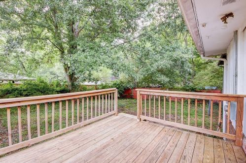 955 Church St, Smyrna GA 30080-3566 exterior