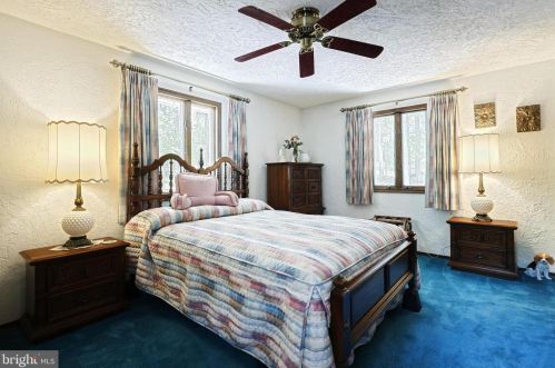 799 Laurel Wood Ln, Hanover PA 17331-6868 exterior