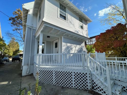 3225 Hackett Ave, Milwaukee WI 53211-3140 exterior