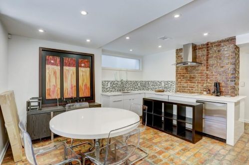 811 Charles Allen Dr, Atlanta GA  30308-1706 exterior