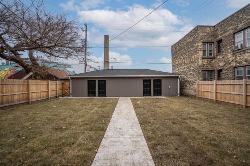 518 6th St, Milwaukee WI  53204-1521 exterior