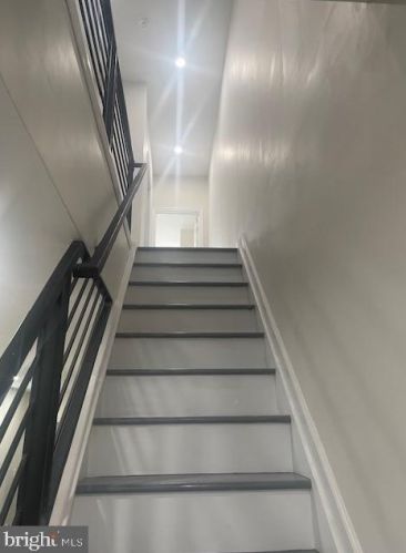 232 Edgewood St, Philadelphia PA 19139-2323 exterior