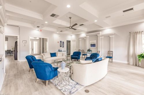 1912 Tarpon Bay Dr, Naples FL 34119-8706 exterior