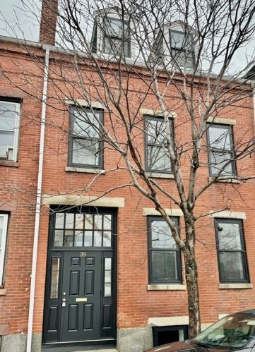 39 Essex St, Boston MA  02129-1615 exterior