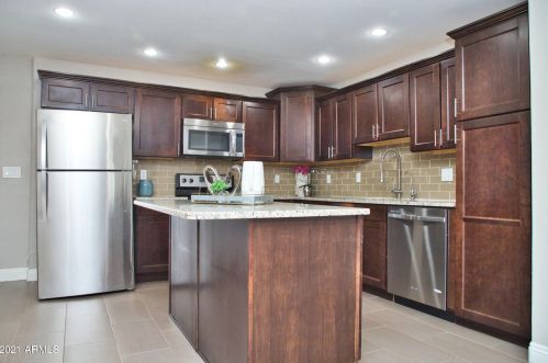 11623 31 Dr, Phoenix AZ 85041-5205 exterior