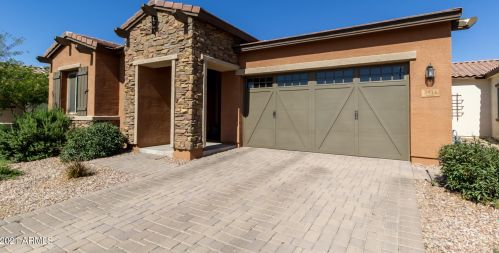 3911 Scott Dr, Chandler, AZ 85286