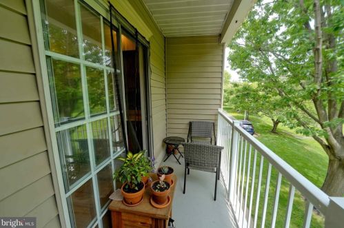 46 Lehavre Ct, Trenton NJ  08619-4723 exterior