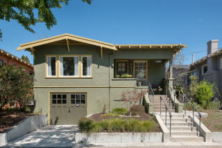 1219 Derby St, Berkeley, CA 94702-2211
