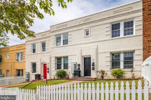 916 19 St, Washington DC 20002-4085 exterior