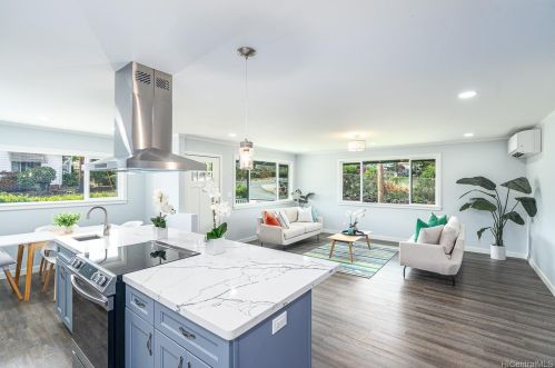 757 22nd Ave, Honolulu HI  96816-4519 exterior