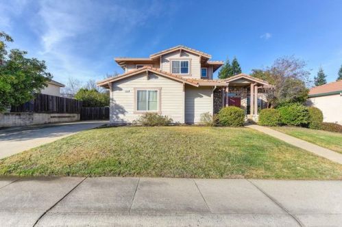 1026 Brock Cir, Folsom CA  95630-7500 exterior