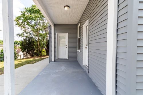 245 Lelia St, Pittsburgh PA  15211-2329 exterior