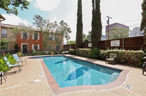 3818 Hall St, Dallas TX  75219-4206 exterior