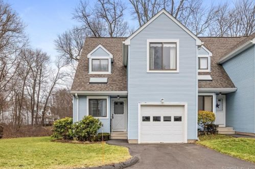 12 Ash Ct, Farmington, CT 06032-2147