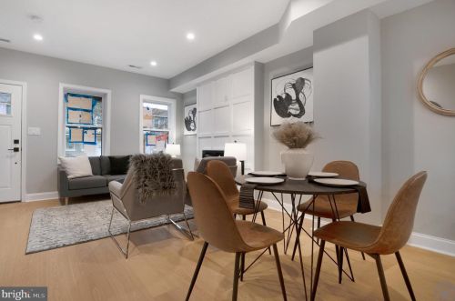 1116 Abbey Pl, Washington DC  20002-3416 exterior